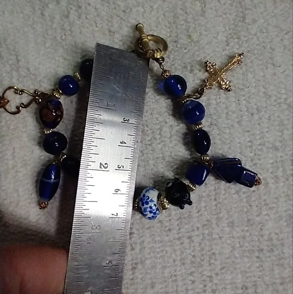 Goldtone blue glass beaded crystal cross toggle wire Bracelet